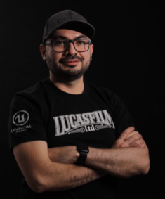 Carlos Vilchis: Transformando Realidades