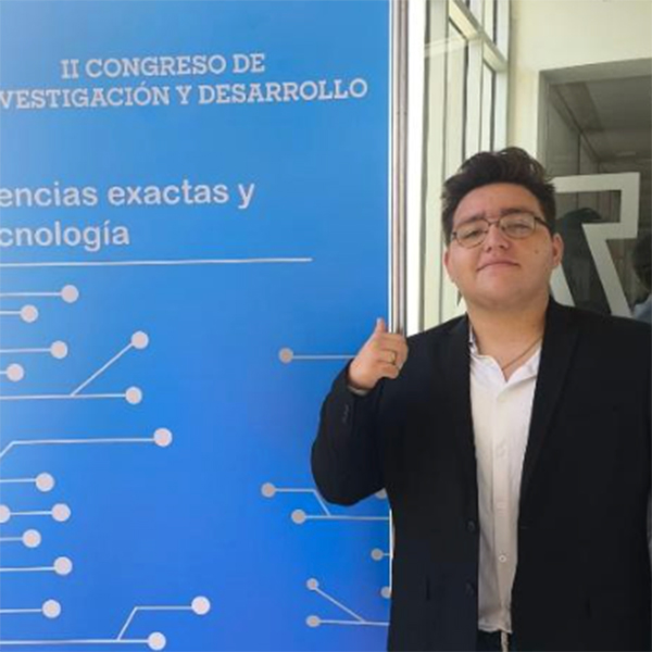 Juan Roberto Alexander Corona